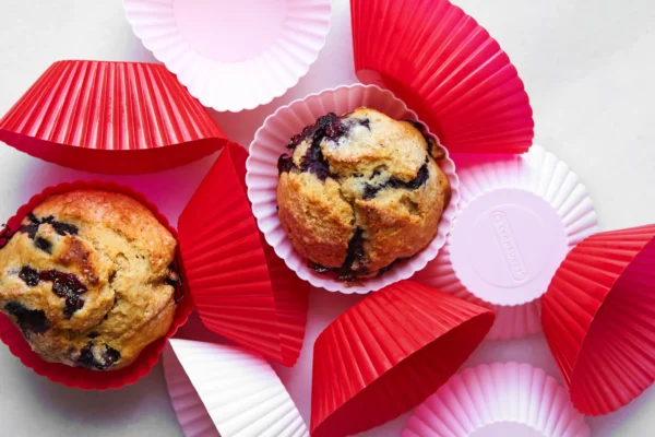 SiliconeMuffinCups_HERO_072920_10240